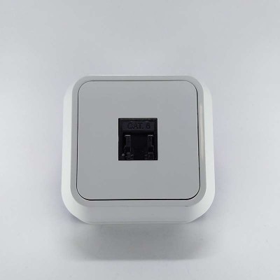 MAKEL S.ÜSTÜ LÜX BEYAZ TEKLİ DATA PRİZ CAT 6