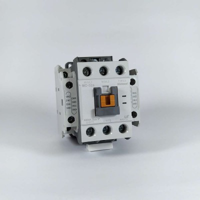 LS 3 Kutuplu 2A2B 15kW 32A 220V Kontaktör LS-MC-32A LS 3 Kutuplu 2A2B 15kW 32A 220V Kontaktör LS-MC-32A