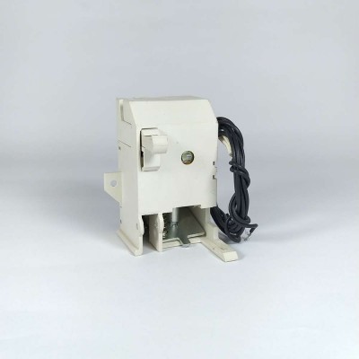 AÇTIRMA BOBİNİ 220V. (....................)630 AÇTIRMA BOBİNİ 220V. (....................)630